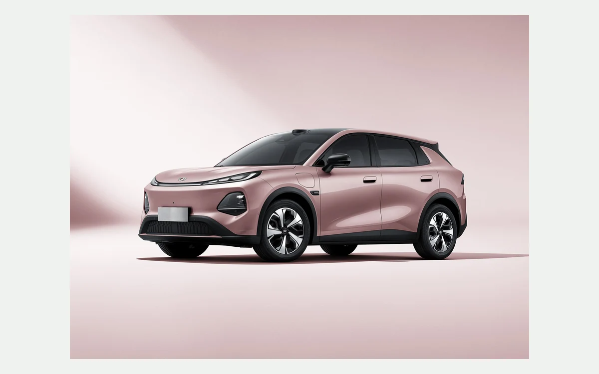 Changan Nevo Q05