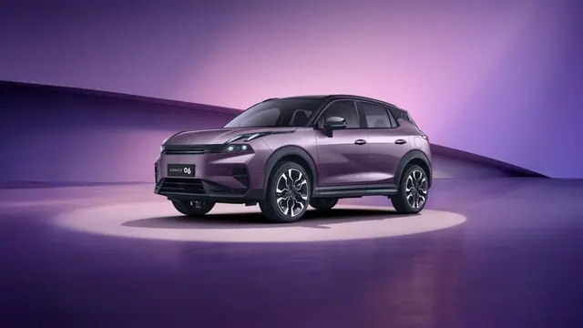 Lynk & Co 06