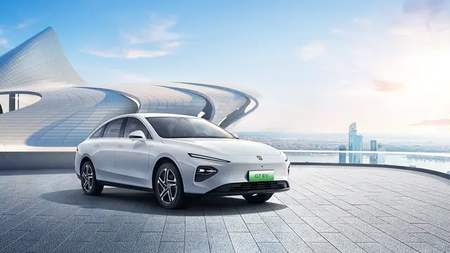 Roewe D7